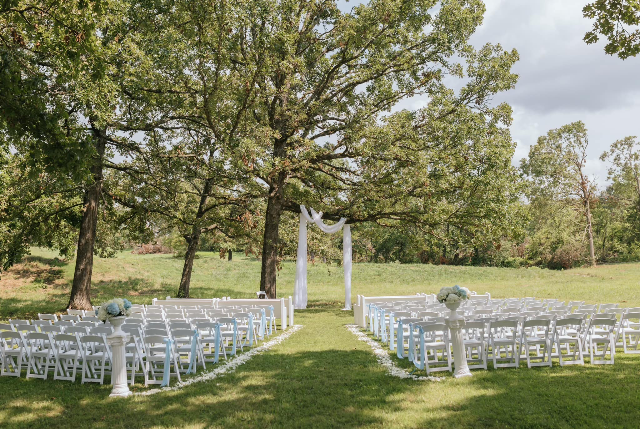 459636140_1057097033089563_5060835880604390304_n outdoor wedding at stonecreek ranch